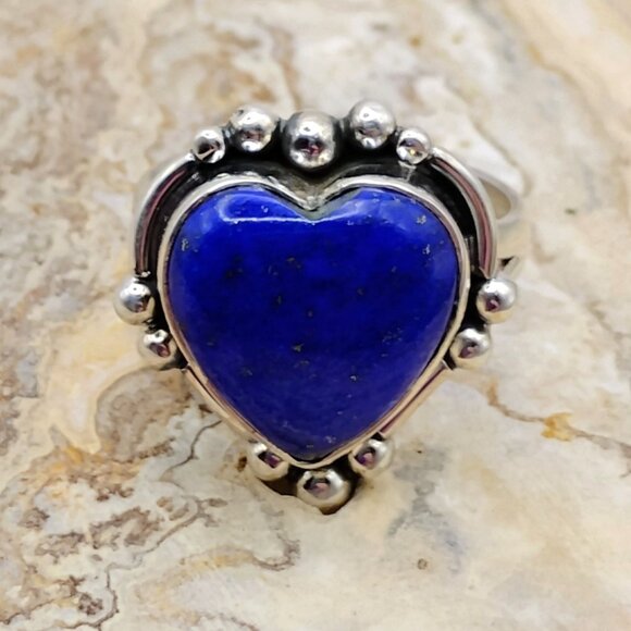 Sterling Silver Heart Shaped Blue Lapis Lazuli Ring Size 8 Boho Southwest Style - Picture 2 of 6